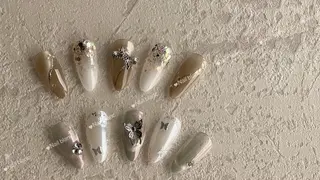 ネイル Kurehashi Yui🧸のネイルデザイン