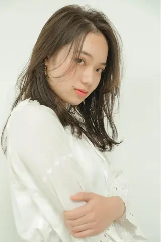 マツエク・マツパ 谷 なづきのヘアスタイル