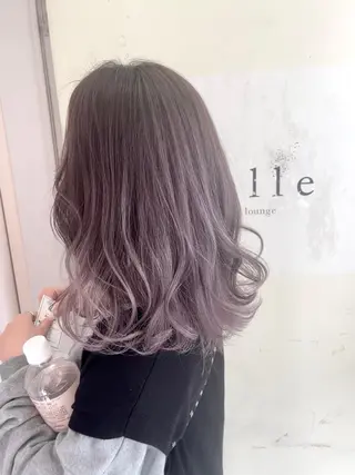 ミディアム ハイトーン belle ナホのヘアスタイル