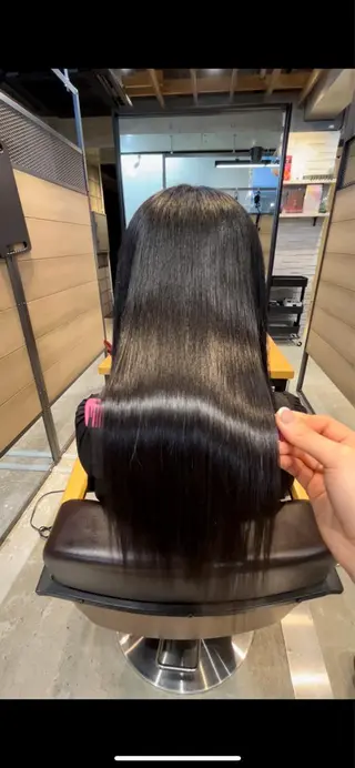 ロング 髪質改善 永田零亜のヘアスタイル