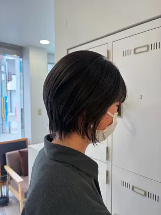 ショート h Blanche 丸山 稚葉のヘアスタイル