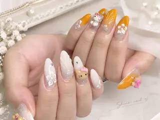 ネイル shine 🎀 長さ出し専門のネイルデザイン