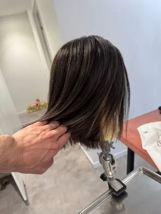 ミディアム 四ッ井 翔のヘアスタイル