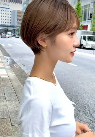 ショート レイヤー/透明感 ベージュ/真希🎀のヘアスタイル