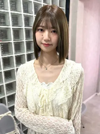 ショート カラー 盛れる顔まわり✨🎀 レイヤー別所好葉のヘアスタイル
