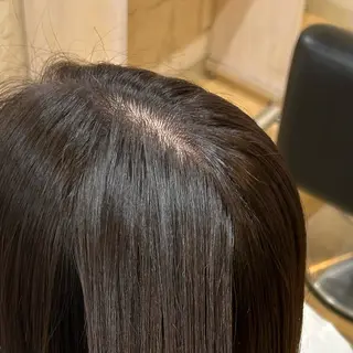 カラー 東 結菜のヘアスタイル