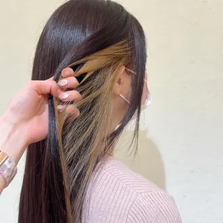 ロング jura Rimのヘアスタイル