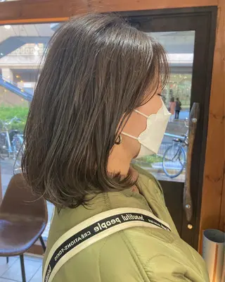 カラー 金子 歩実のヘアスタイル