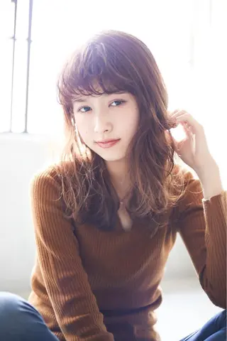 ミディアム カラー パーマ ヘアアレンジ shinka omotesandoのヘアスタイル