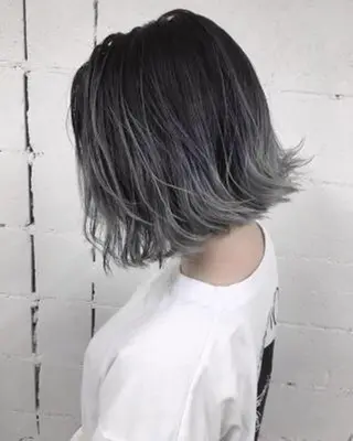 ロング カラー 松戸　レイヤーカット 野口　康太郎のヘアスタイル