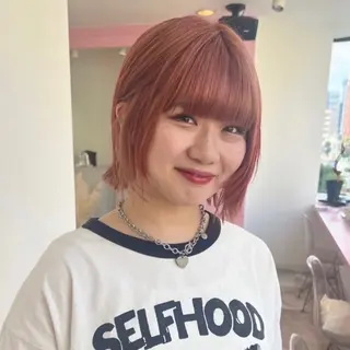 ショート カラー 🎀ピンクベージュ/ 梅田/茶屋町🎀のヘアスタイル