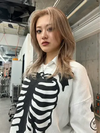セミロング カラー Tabuchi Mamiyaのヘアスタイル