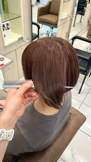 ショート カラー 🫧透明感 ×艶🫧 吉田 陽菜のヘアスタイル