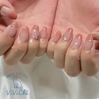 ネイル ViViChi 梨帆のネイルデザイン