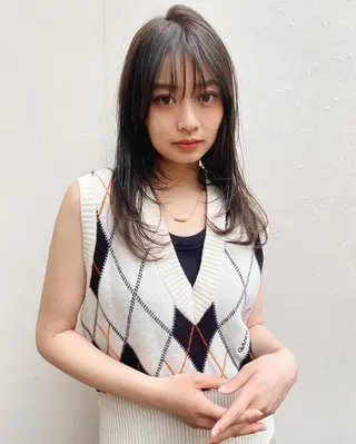 セミロング 💍モテる艶髪 透明感カラー💖のヘアスタイル