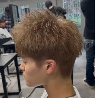 カラー メンズ 長谷川 慈英のヘアスタイル