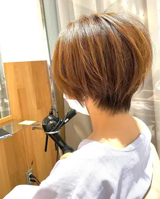 ショート カラー 谷合 貴志のヘアスタイル