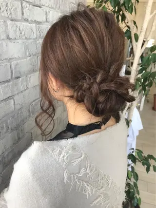 ヘアアレンジ Oopsレイヤー 加藤澄都のヘアスタイル
