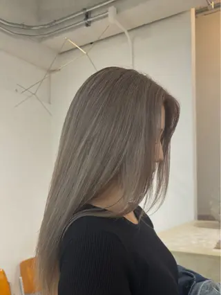 ロング Terve. 梅沢 彩菜美のヘアスタイル