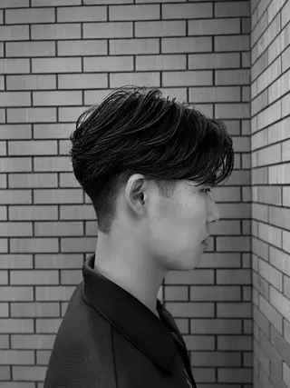 ショート 初回限定/ミニモ限定 激安/ 束感ヘアのヘアスタイル