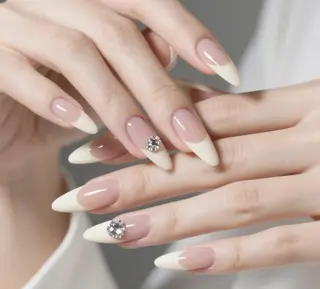 ネイル エリ🫧 nail池袋東口のネイルデザイン
