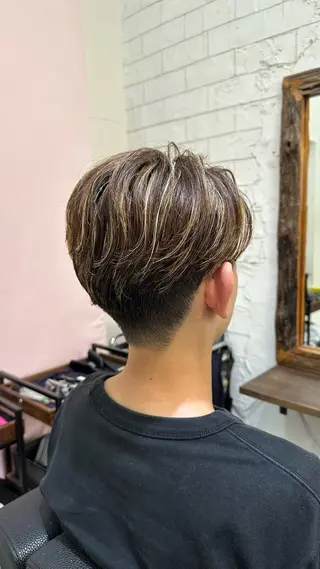 カラー メンズ 福田 真大のヘアスタイル