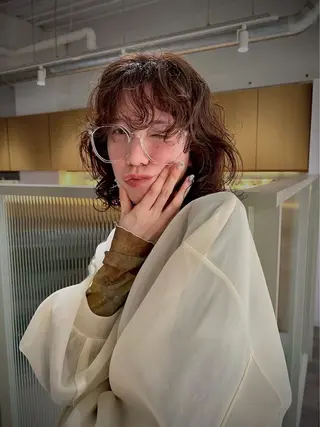 ミディアム パーマ 今井 陽南子のヘアスタイル