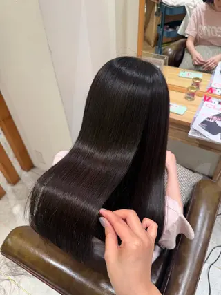 セミロング FUJIIKANON /透明感カラーのヘアスタイル