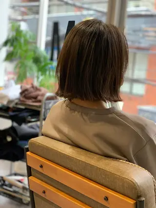 ミディアム MIA 菅原のヘアスタイル