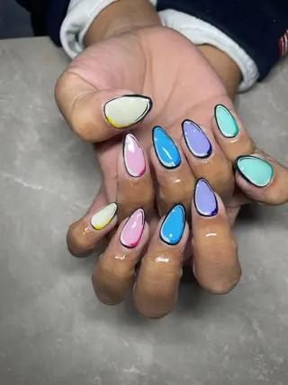 ネイル LAVISH 大和店 🤱子連れ大歓迎のネイルデザイン