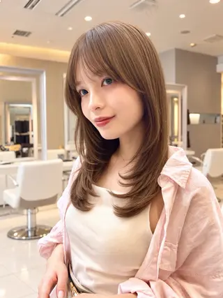 ミディアム カラー 🫧色素薄めダブル カラー🩵レイヤーのヘアスタイル
