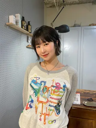 ショート カラー 🤩噂のMr.髪ポジ ティブ®️yu🤩のヘアスタイル