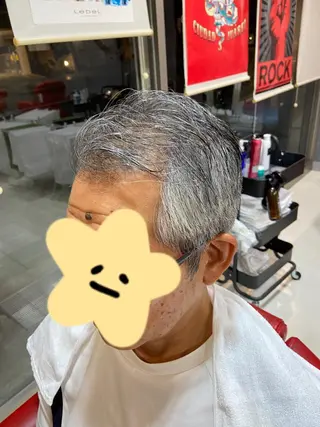 メンズ 岡 且也のヘアスタイル