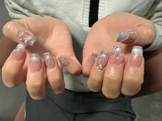 ネイル LAVISH 大和店 🤱子連れ大歓迎のネイルデザイン