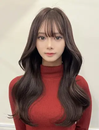 ロング YUYU🦕 /エクステ/艶カラーのヘアスタイル