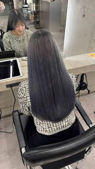 ロング shio ハイトーン 💗【福岡天神】のヘアスタイル