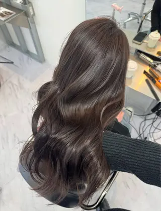 ロング vivie Madokaのヘアスタイル