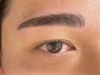 アイブロウ arua.(オーラ) 奥迫のマツエク・マツパデザイン