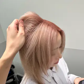 ミディアム カラー 💫艶ハイトーン×髪 質改善💫リュウトのヘアスタイル