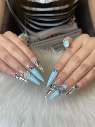 ネイル NiJi Nailsのネイルデザイン
