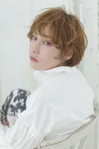 マツエク・マツパ 谷 なづきのヘアスタイル