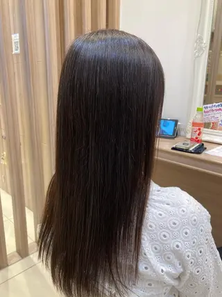 セミロング 🔸縮毛矯正🔸 カソリ ナユタのヘアスタイル