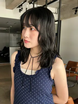 ロング カラー 髪に優しい 透明感ワンカラー🫧のヘアスタイル