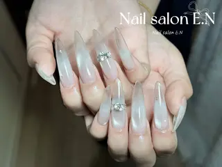 ネイル E.N🦋 長さ出し/持ち込みのネイルデザイン