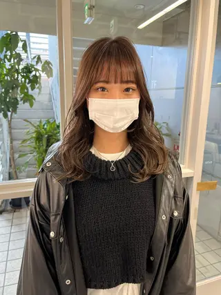 セミロング 🫧umu.🫧韓国 /レイヤーカットのヘアスタイル