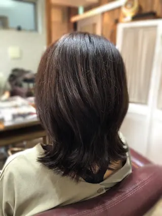 ミディアム みやもと まなみのヘアスタイル