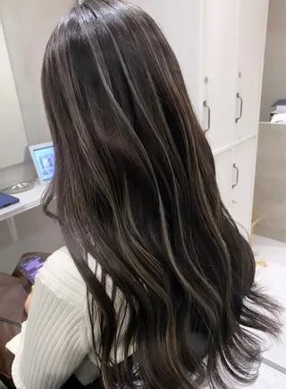 ロング カラー 心斎橋なんば 大野竜輝のヘアスタイル