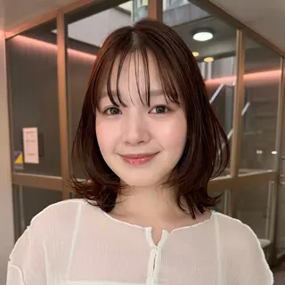 ミディアム カラー SAKI 新宿のヘアスタイル