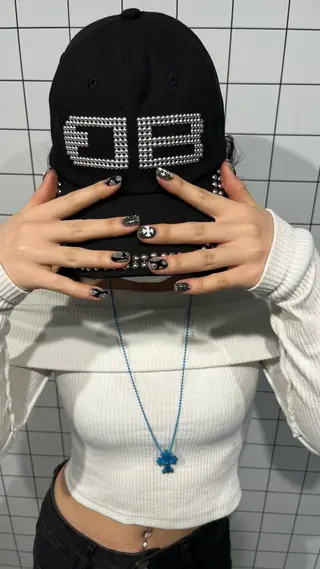 ネイル VENUSBELT nanamiのマツエク・マツパデザイン