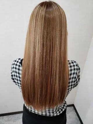 ロング カラー 小島　崇義 ブリーチお任せ下さいのヘアスタイル